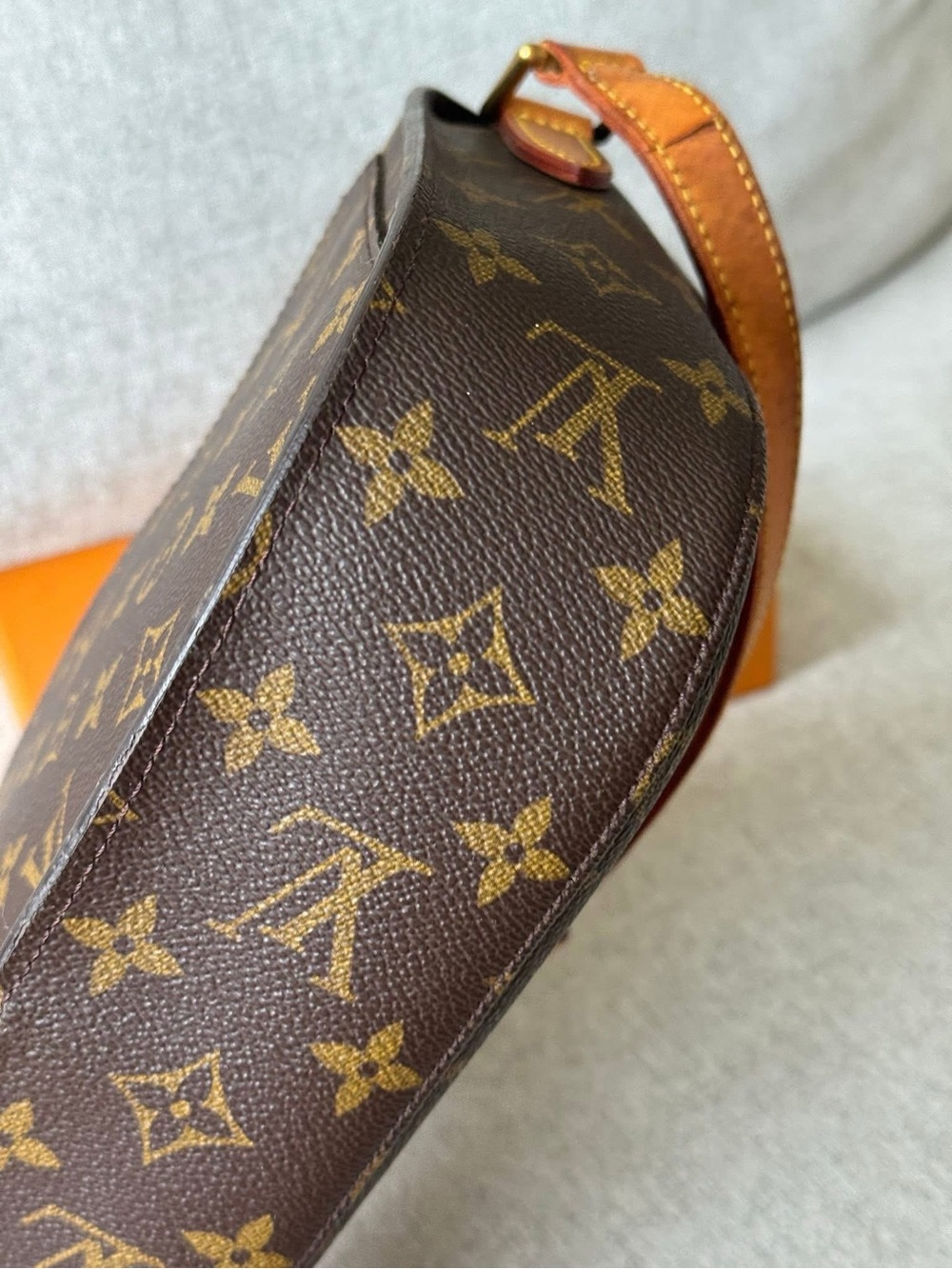 Louis Vuitton Monogram Canvas Saddle Crossbody with Vachetta Trim - Picture 13 of 16